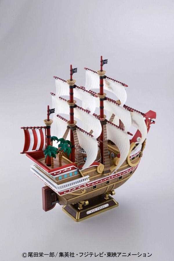 Red Force One Piece HiEnd Ships Model Kit Figura 30 CM Bandai Hobby